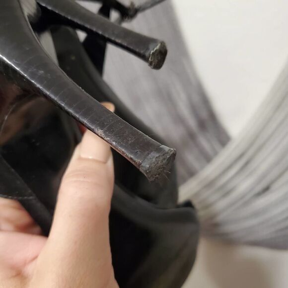 Giorgio Armani Satin and Rhinestone Heels Sz 40 - Picture 7 of 7